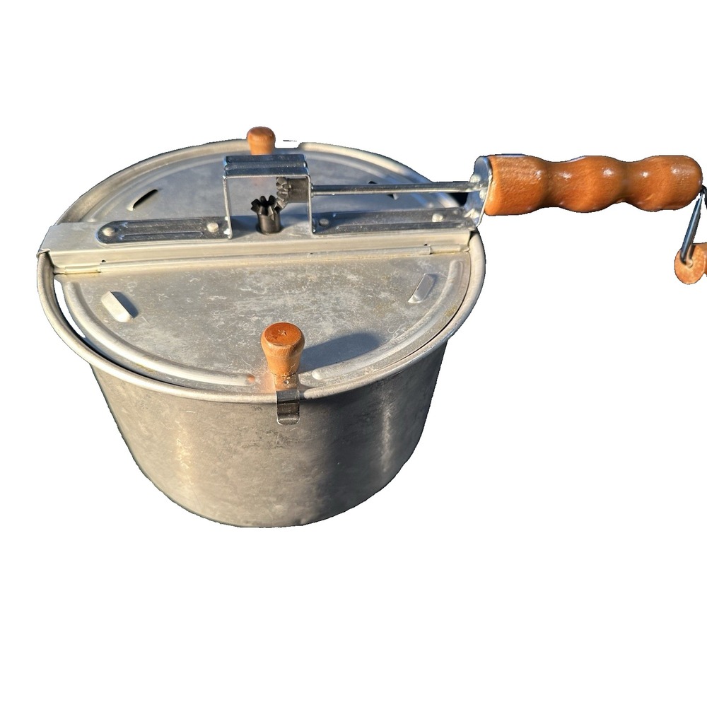 Wood-Handled Silver Popcorn Popper Pan - Classic Stovetop Popcorn Maker